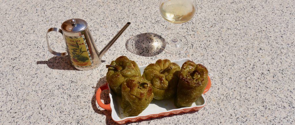 Peperoni ripieni – gefüllte Paprika (vegetarische Variante) | Sardinien ...