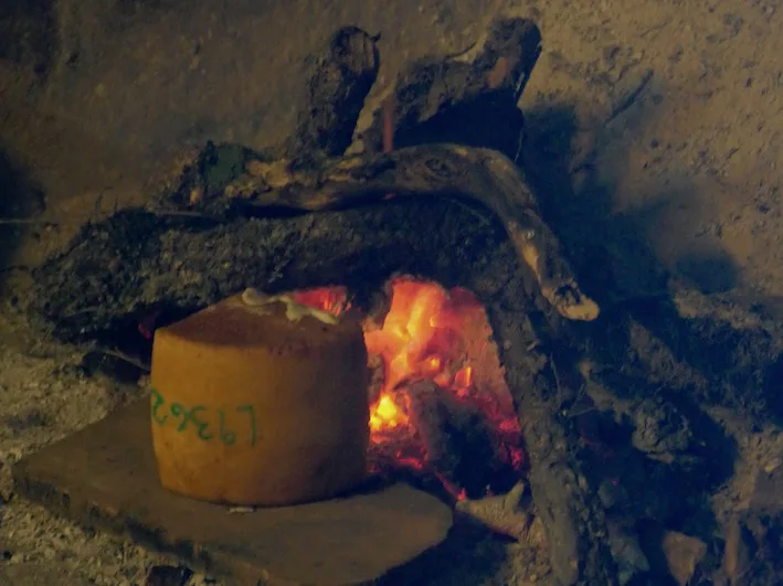 Pecorino vor Feuer