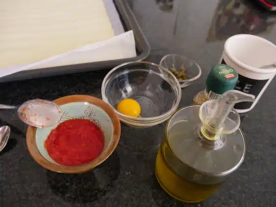Die Zutaten für die Pizzette sfoglia